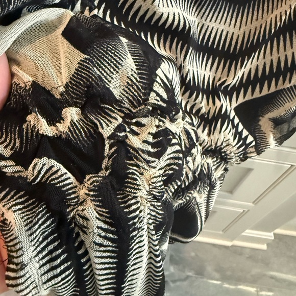 Jean Paul Gaultier Black and White Patterned adorable dress - Picture 3 of 10